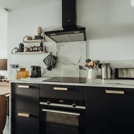 Allure Apartment