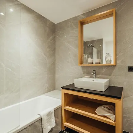 Allure Apartment