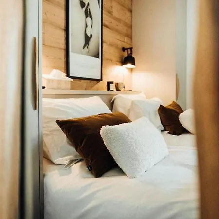 Apartment Allure *