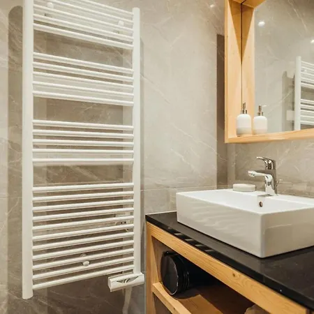 Allure Apartment